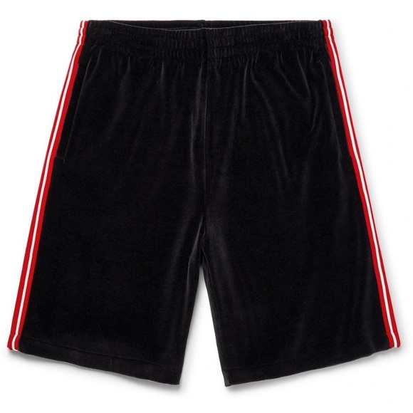 Men’s Gucci Black Velvet Drawstring Shorts Red White Webbing Trim Stripe Size XL - Picture 2 of 6